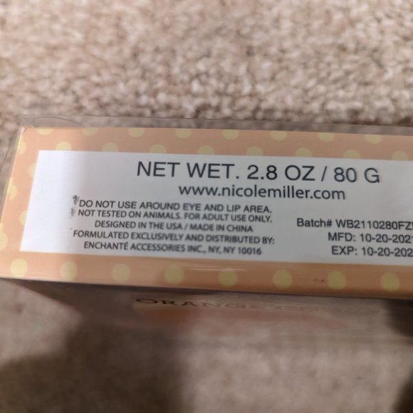 Nicole Miller Bath Fizzer/Bath Bomb collection - Picture 7 of 11